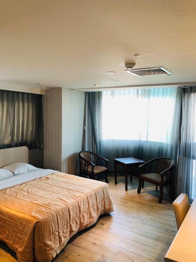 Jing Chech Hotel Kaohsiung Exterior photo